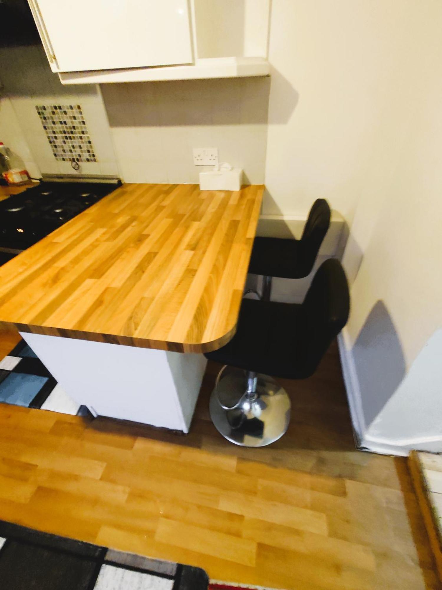 Edwardian 4 Bedrooms With 4 Bathrooms Townhouse, Next To Underground, Accommodates 10 People 伦敦 外观 照片